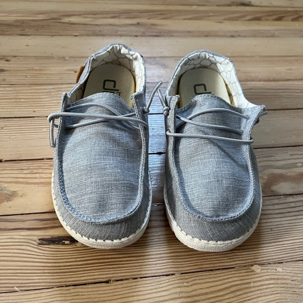 Hey Dude Wendy Youth Size K13 Grey Textile Slip On Moccasin Loafer Like New Shoe
